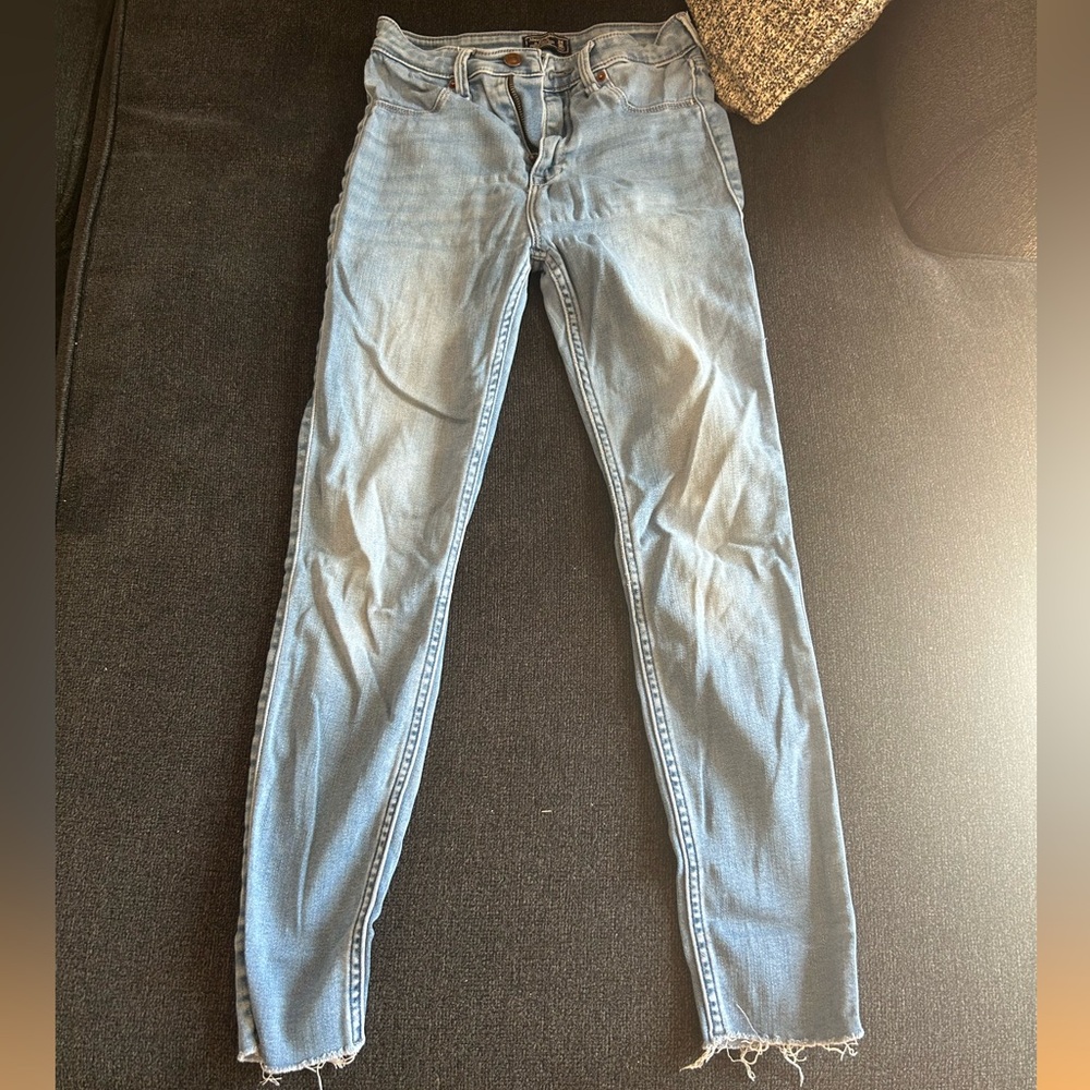 Abercrombie & Fitch High Rise Jean Legging